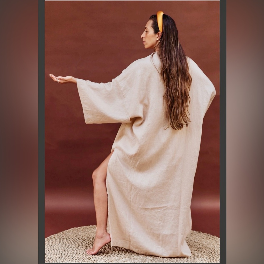 Never worn! Myrah Penaloza - Picture 2 of 6
